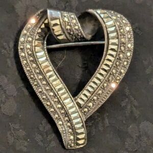Large Vintage Solid Sterling Silver Marcasite Art Deco Heart Brooch